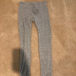 AMERICAN EAGLE joggers